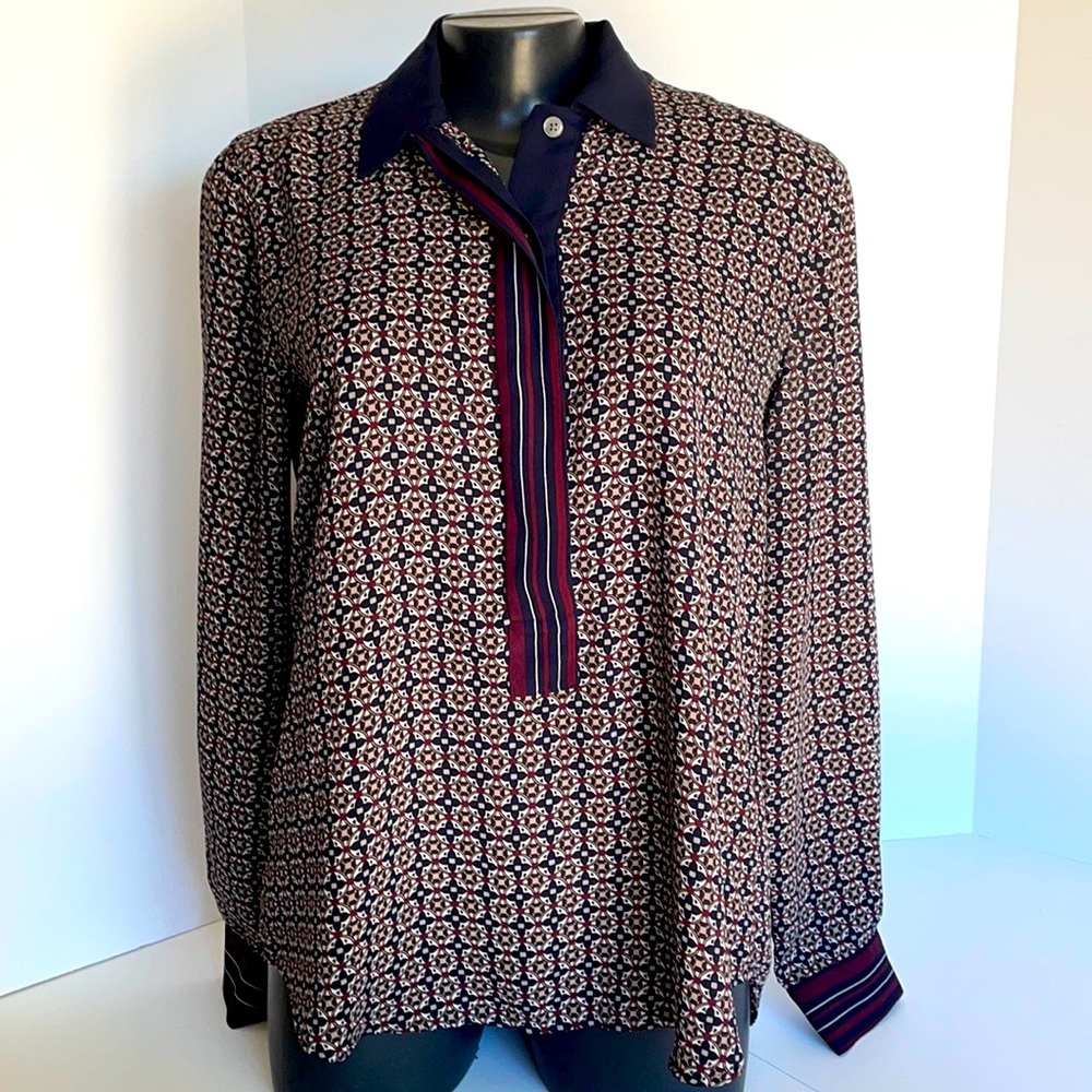 ANN TAYLOR LOFT Patterned blouse, size small